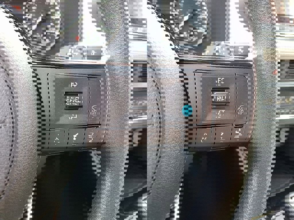 Used 2023 Nissan Rogue SV image 22