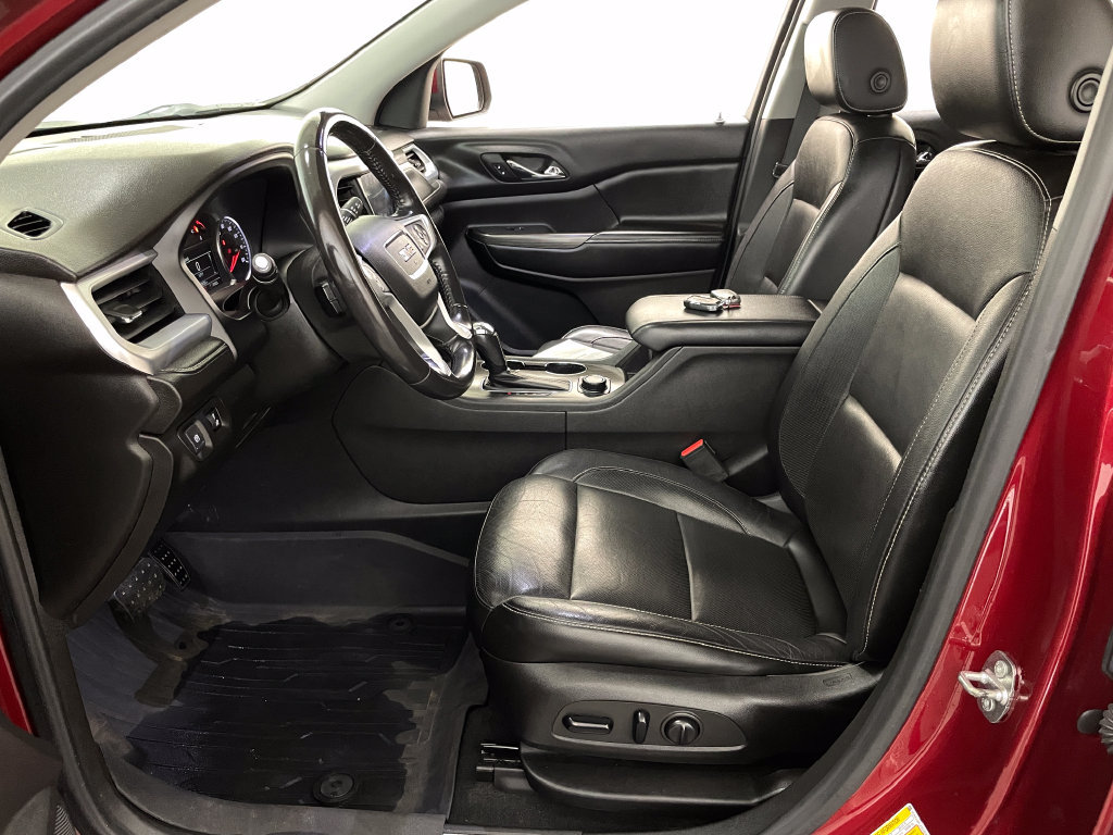 Certified 2018 GMC Acadia SLT w/ LPO, Floor Liner Package FWD image 6