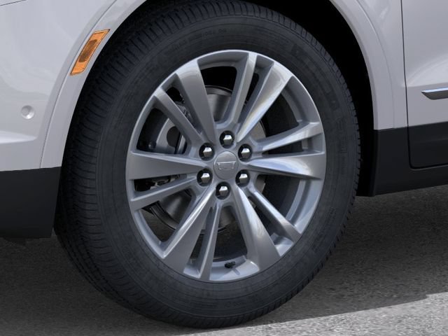 New 2026 Cadillac XT5 Premium Luxury w/ LPO, Floor Liner Package AWD/4WD image 9