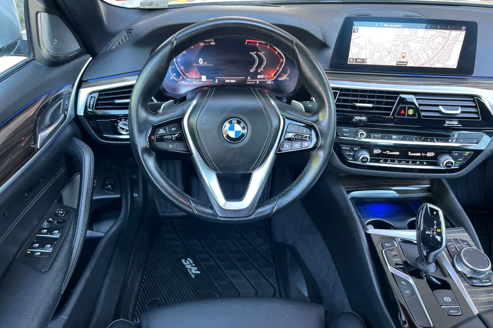 Used 2020 BMW 530i w/ Premium Package RWD image 15