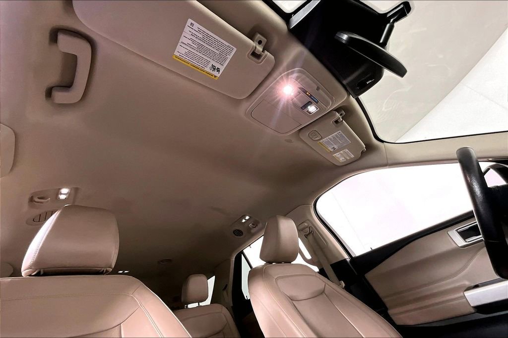 Used 2021 Ford Explorer Limited w/ Equipment Group 301A image 22