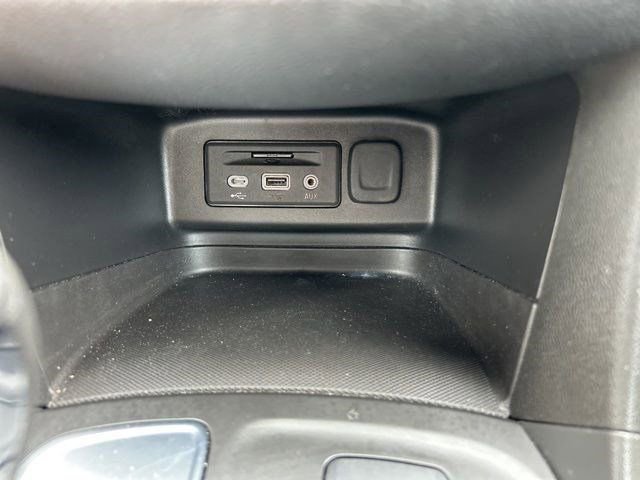 Used 2022 Chevrolet Equinox LT image 29