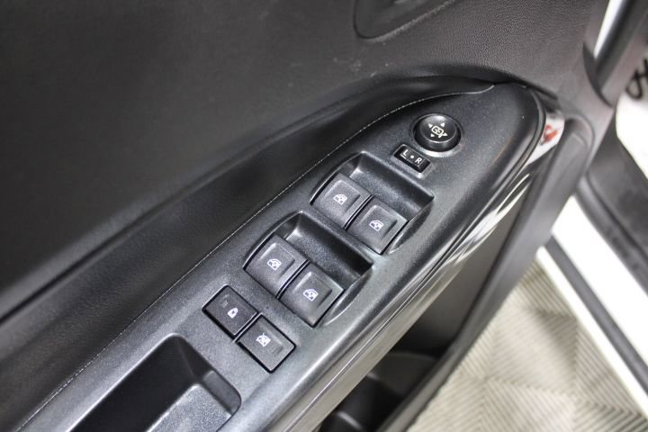 Used 2021 GMC Canyon AT4 w/ Driver Alert Package image 17