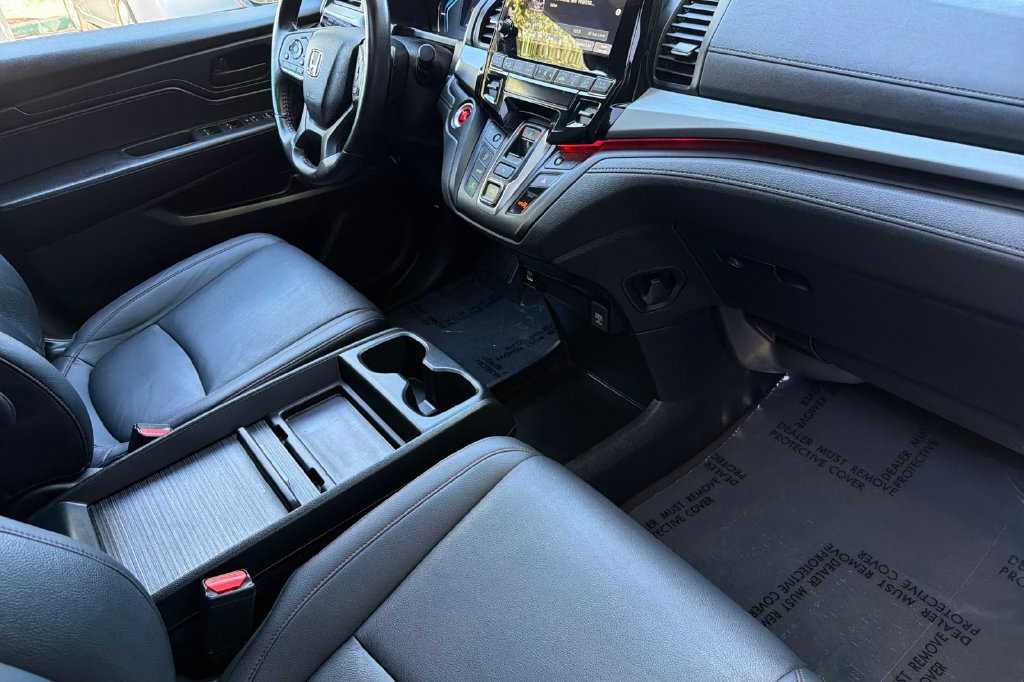 Certified 2024 Honda Odyssey Sport image 13