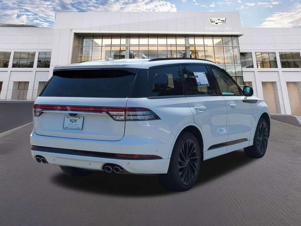 Used 2022 Lincoln Aviator Reserve w/ Equipment Group 201A AWD/4WD image 5