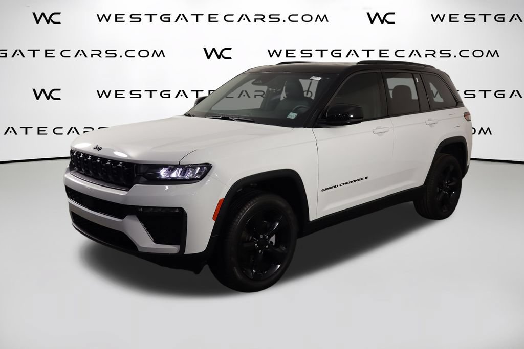 Used 2026 Jeep Grand Cherokee Limited w/ Limited Altitude Package AWD/4WD image 1