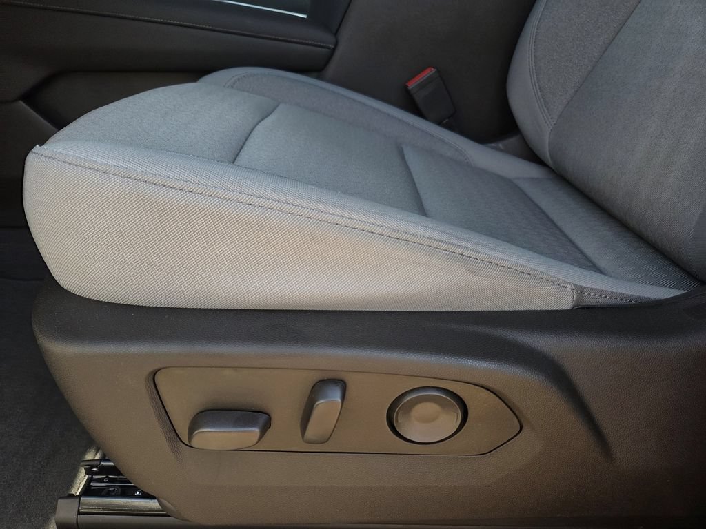 New 2026 Chevrolet Tahoe LS RWD image 18