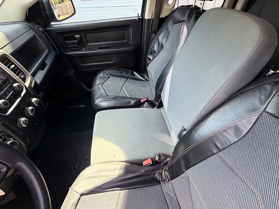 Used 2019 RAM 1500 Tradesman w/ Chrome Plus Package RWD image 16