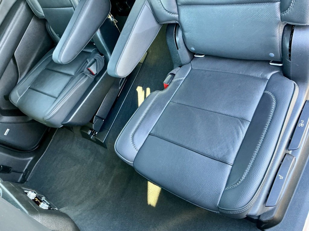 Used 2021 GMC Yukon XL Denali image 31