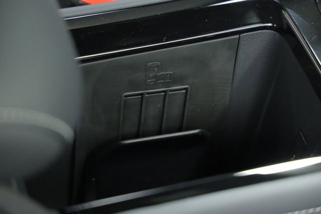 New 2026 Volkswagen Tiguan SEL R-Line image 24