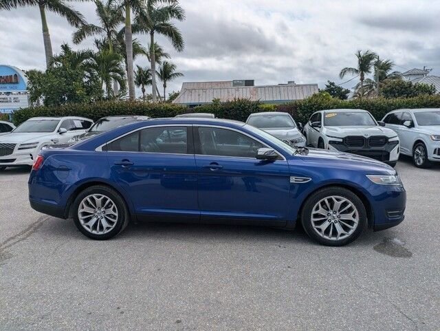 Used 2013 Ford Taurus Limited image 9