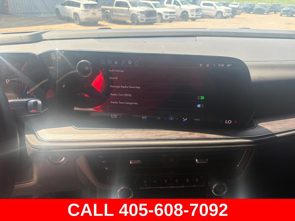 Used 2025 Chevrolet Tahoe LS AWD/4WD image 10