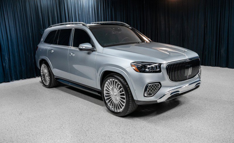 New 2026 Mercedes-Benz Maybach GLS 600 4MATIC image 3