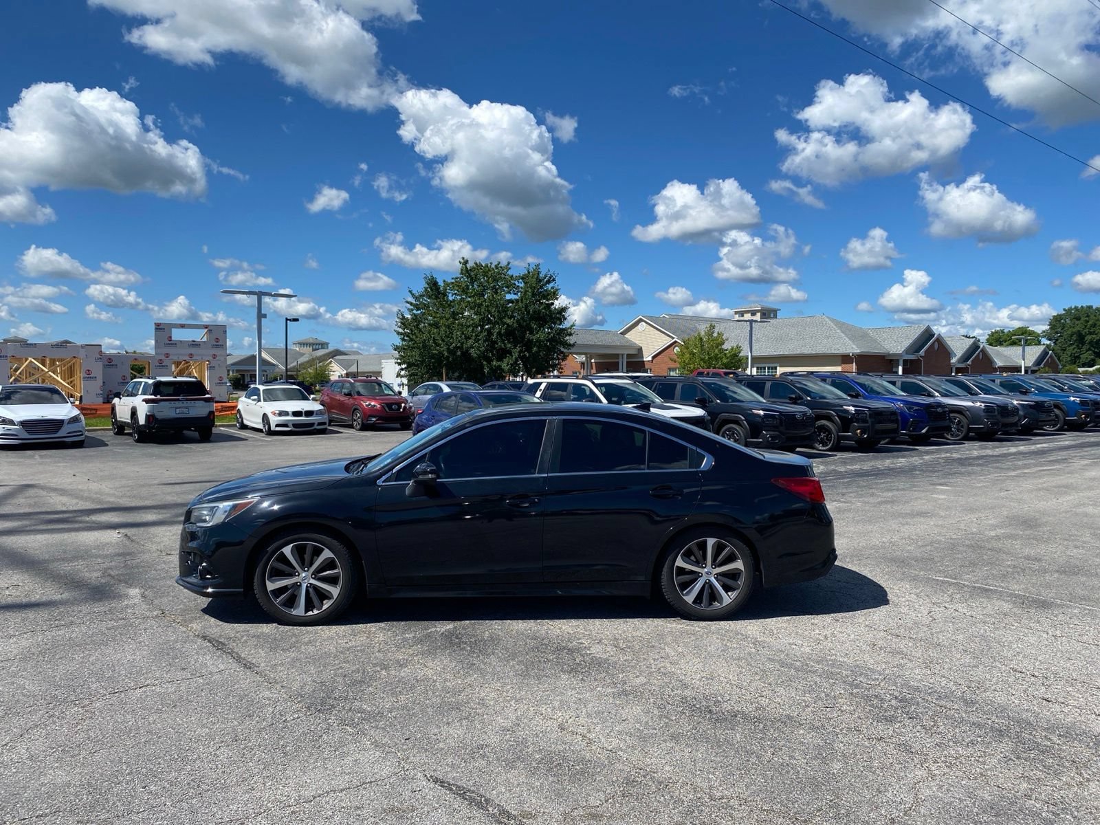 Used 2019 Subaru Legacy 2.5i Limited AWD/4WD image 1