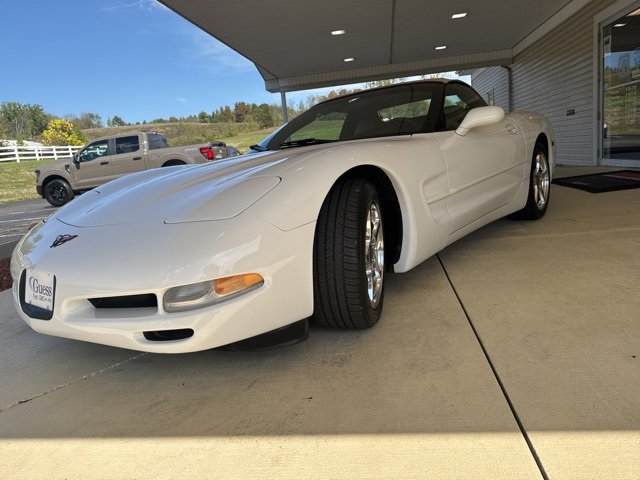 Used 2002 Chevrolet Corvette Base w/ Preferred Equipment Group1 image 36