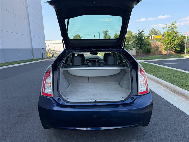 Used 2015 Toyota Prius Five w/ Advanced Technology Package FWD image 25