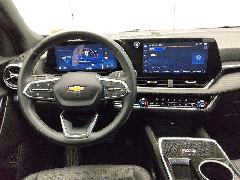 Used 2025 Chevrolet Equinox LT w/ Convenience Package II image 22