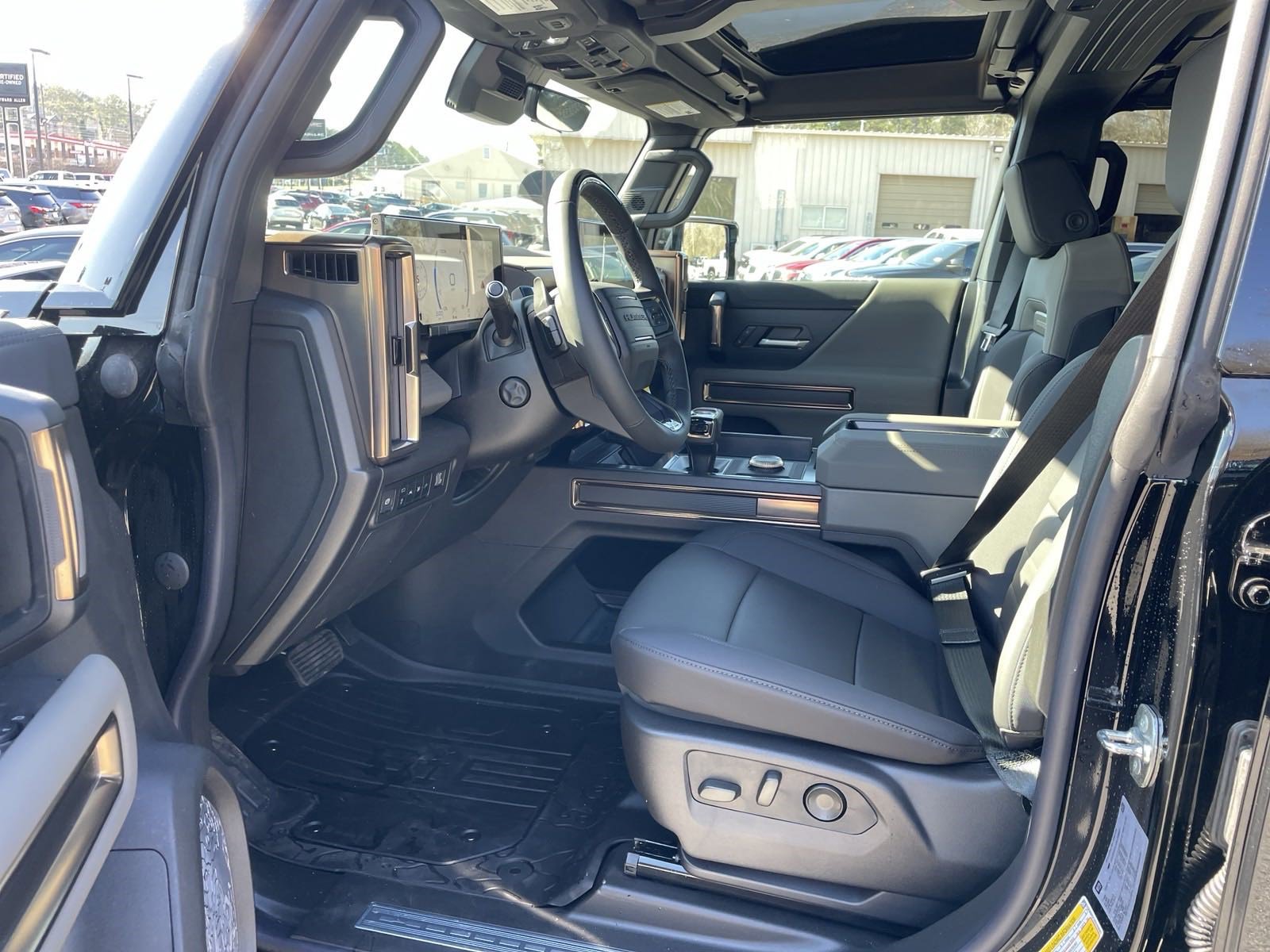 New 2025 GMC Hummer EV 3X w/ LPO, Roof Cross Rail Package image 12