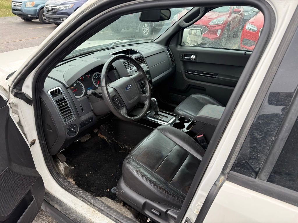 Used 2012 Ford Escape Limited w/ Class II Trailer Towing Pkg image 7
