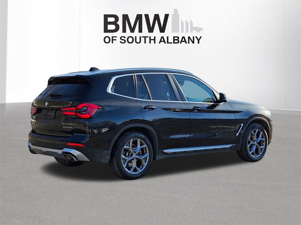 Certified 2024 BMW X3 xDrive30i w/ Premium Package image 4