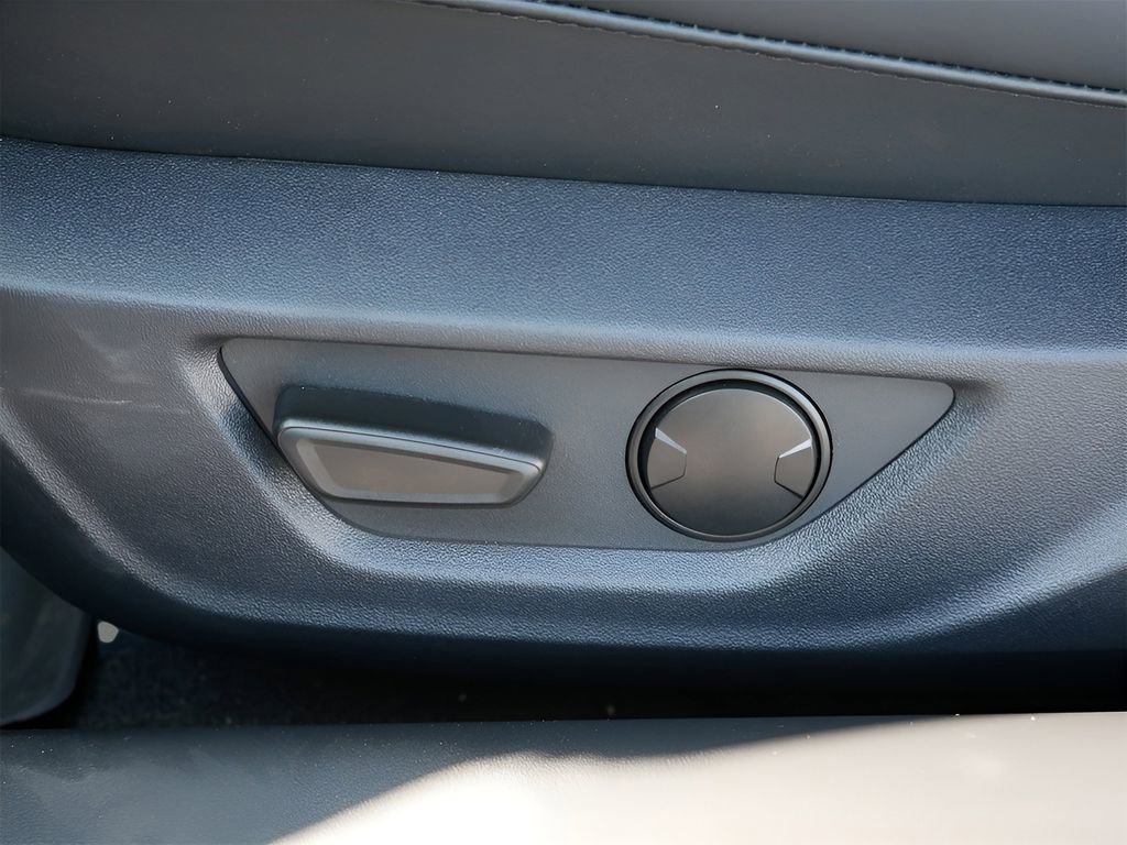 Used 2025 Ford Mustang GT Premium image 16