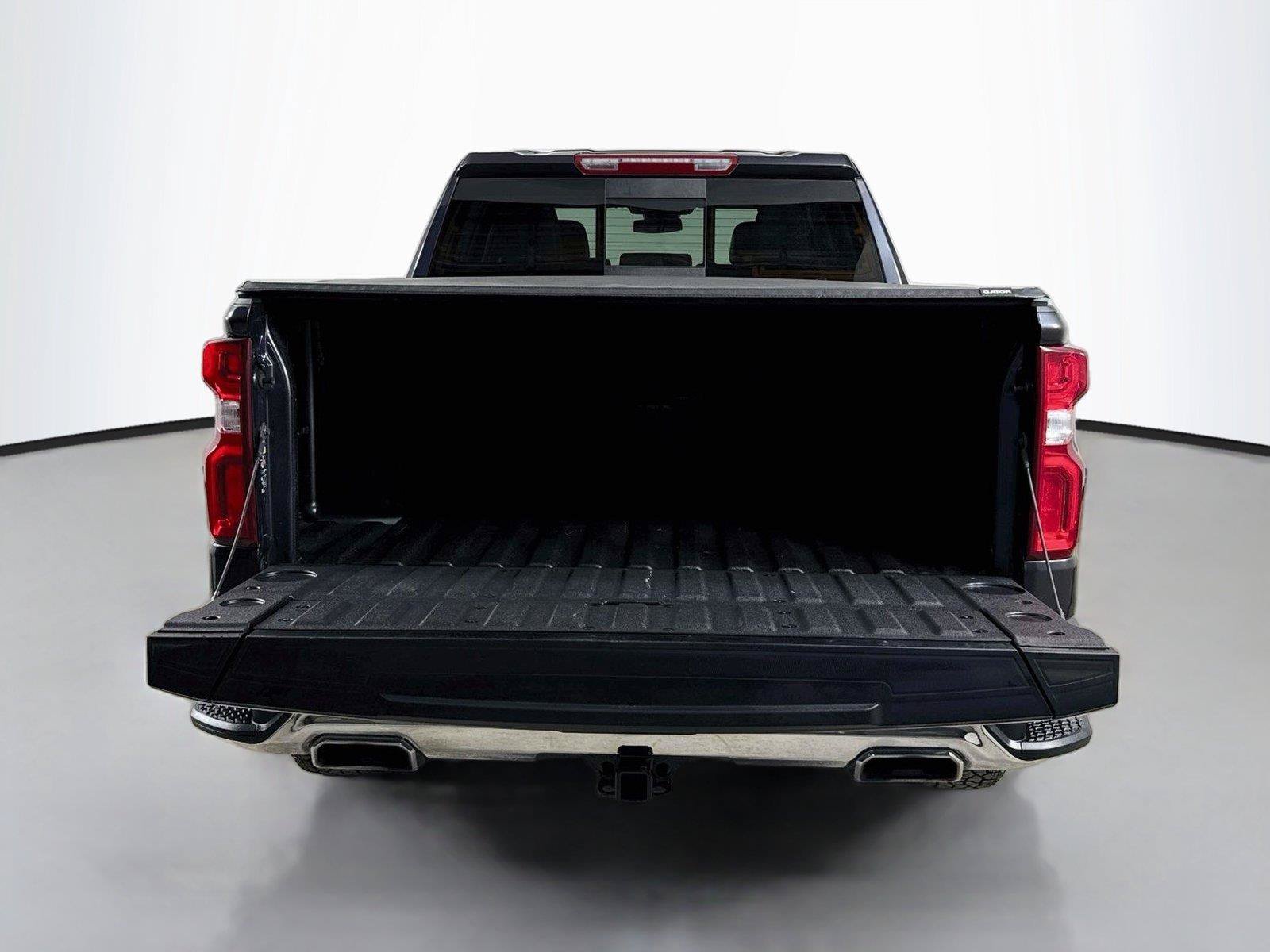 Used 2024 Chevrolet Silverado 1500 LTZ w/ LTZ Premium Package AWD/4WD image 28