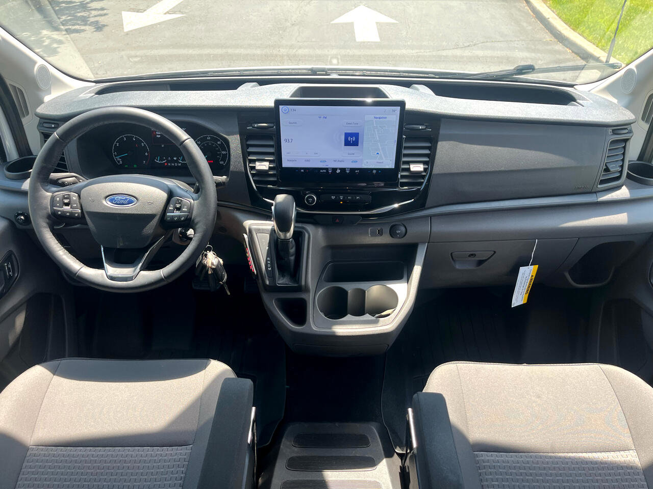 Used 2024 Ford Transit 350 XLT image 31