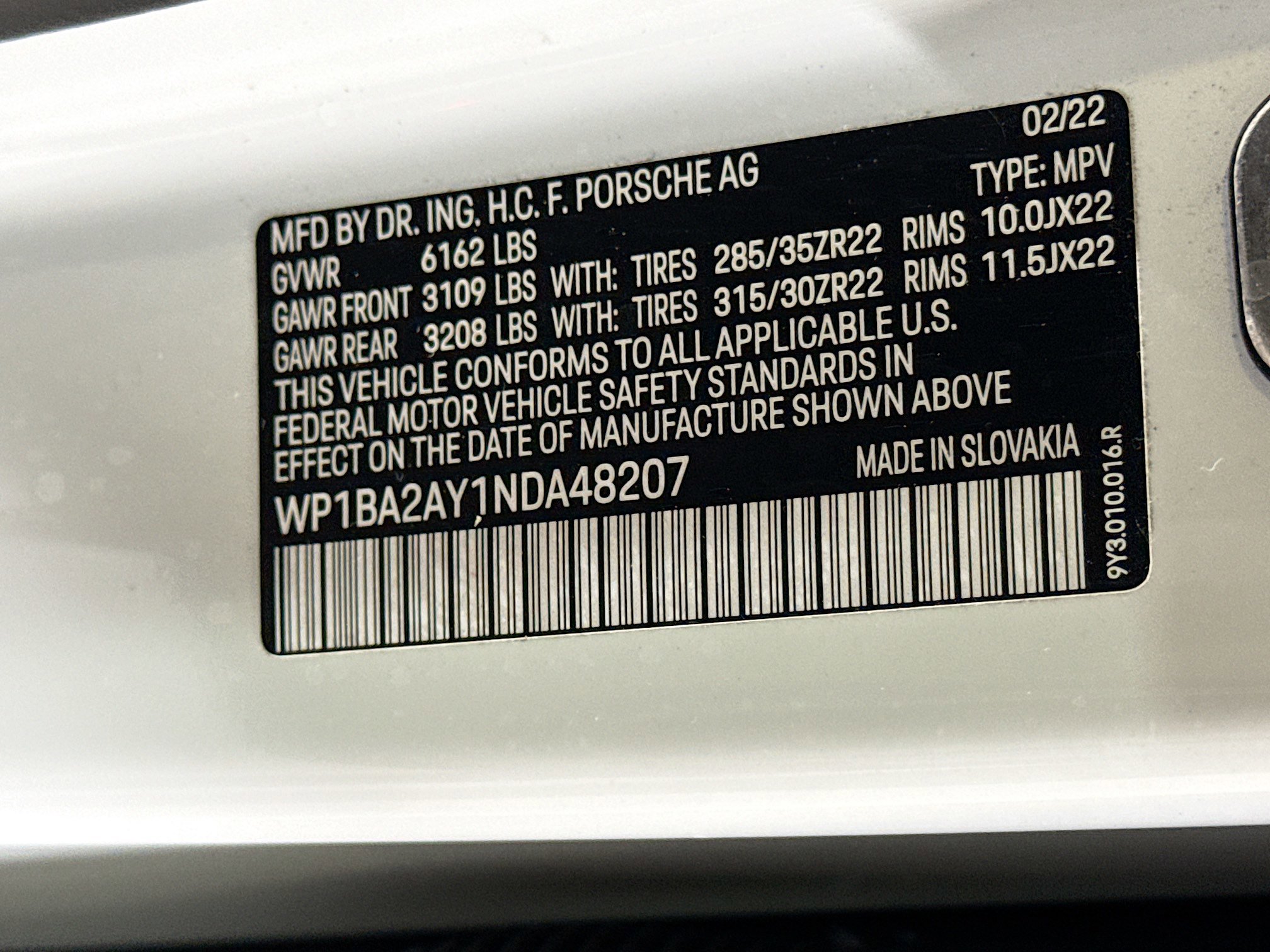 Certified 2022 Porsche Cayenne Coupe image 43