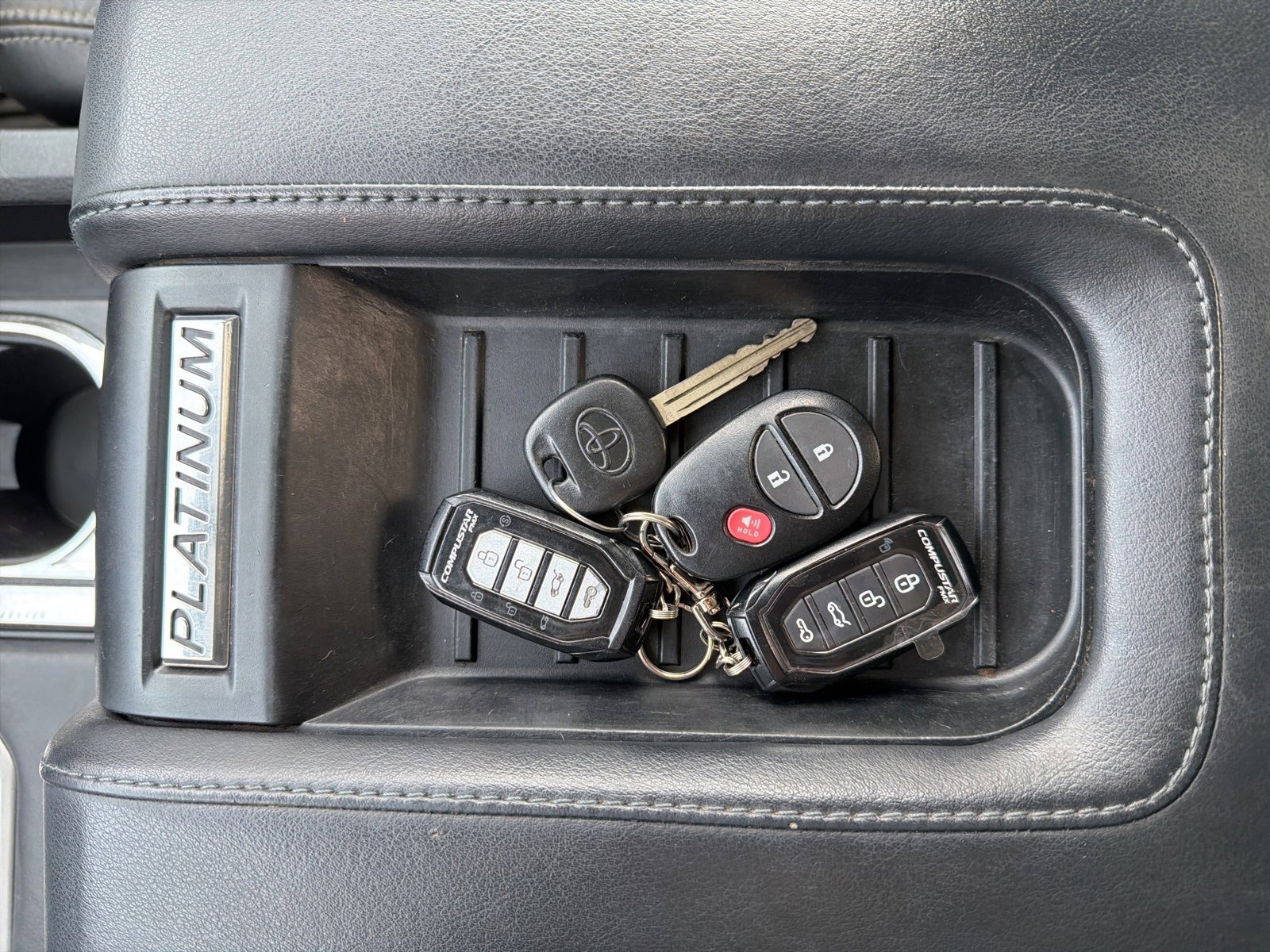 Used 2014 Toyota Tundra Platinum image 85