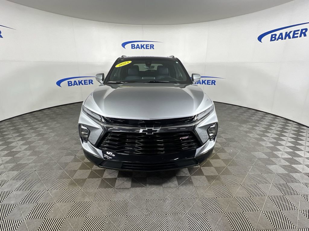 Certified 2023 Chevrolet Blazer RS w/ Driver Confidence II Package image 3