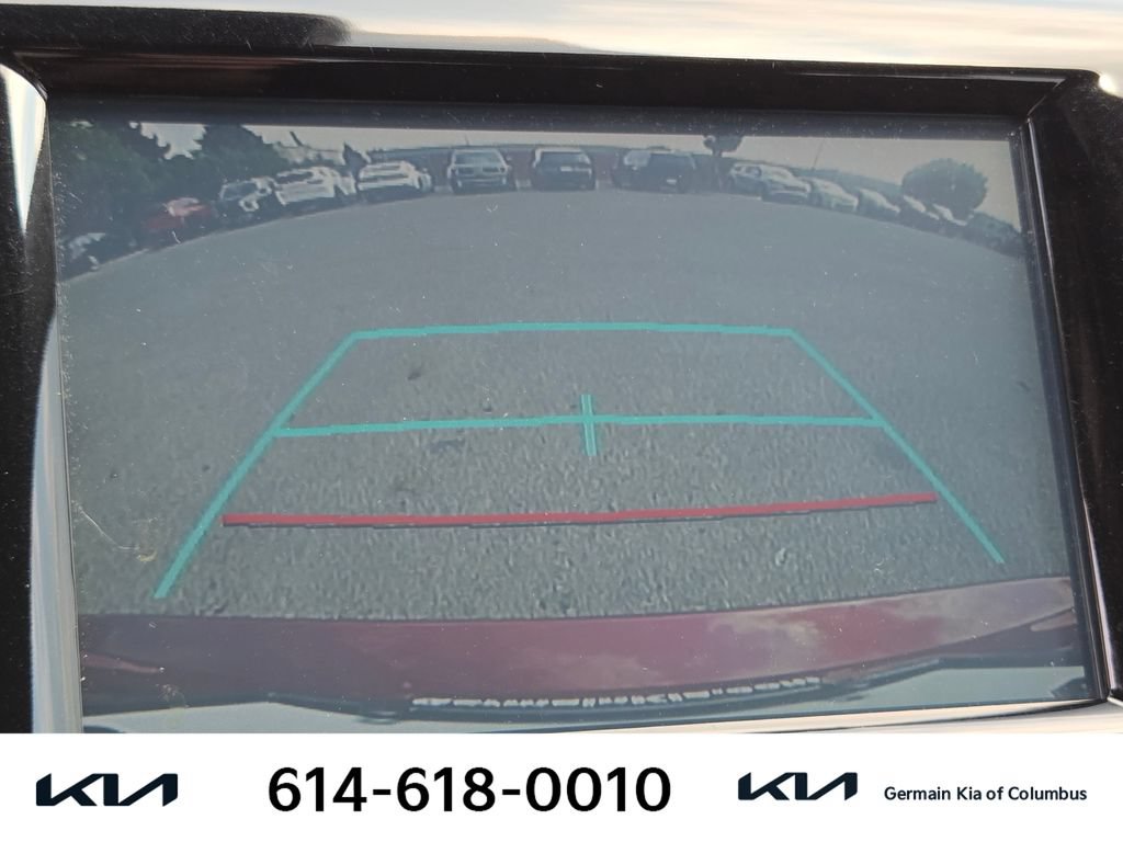 Used 2020 Toyota Camry LE FWD image 32