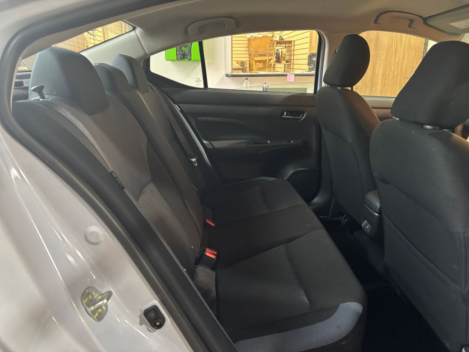 Used 2025 Nissan Versa SV FWD image 23