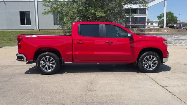 Used 2026 Chevrolet Silverado 1500 LT AWD/4WD image 9