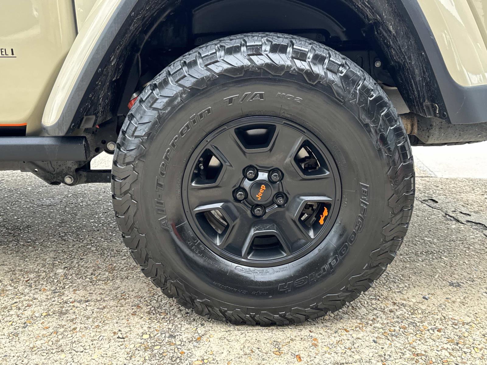 Used 2020 Jeep Gladiator Mojave AWD/4WD image 4