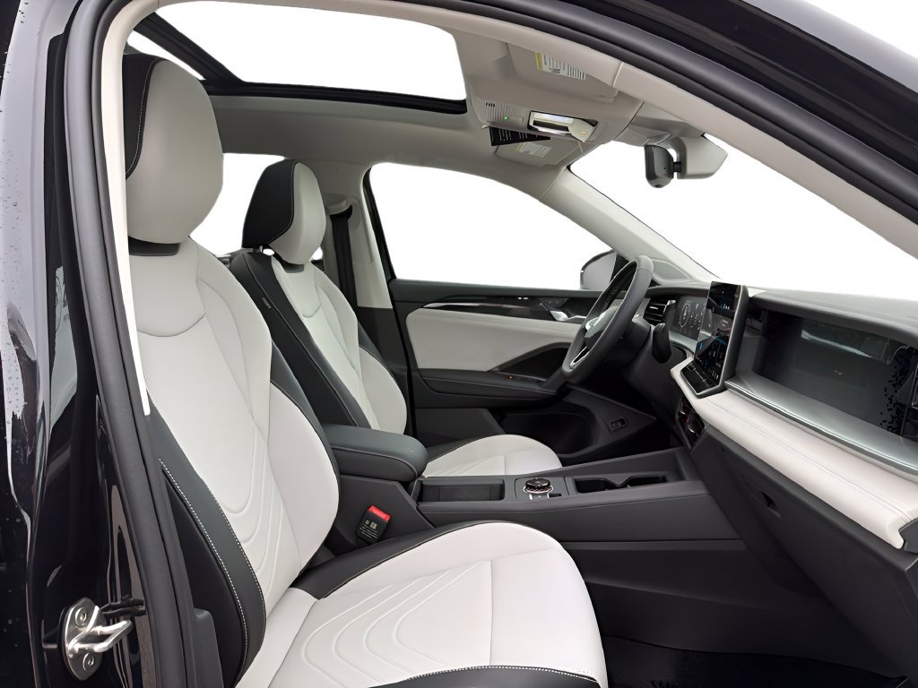 New 2026 Volkswagen Tiguan SE AWD/4WD image 8