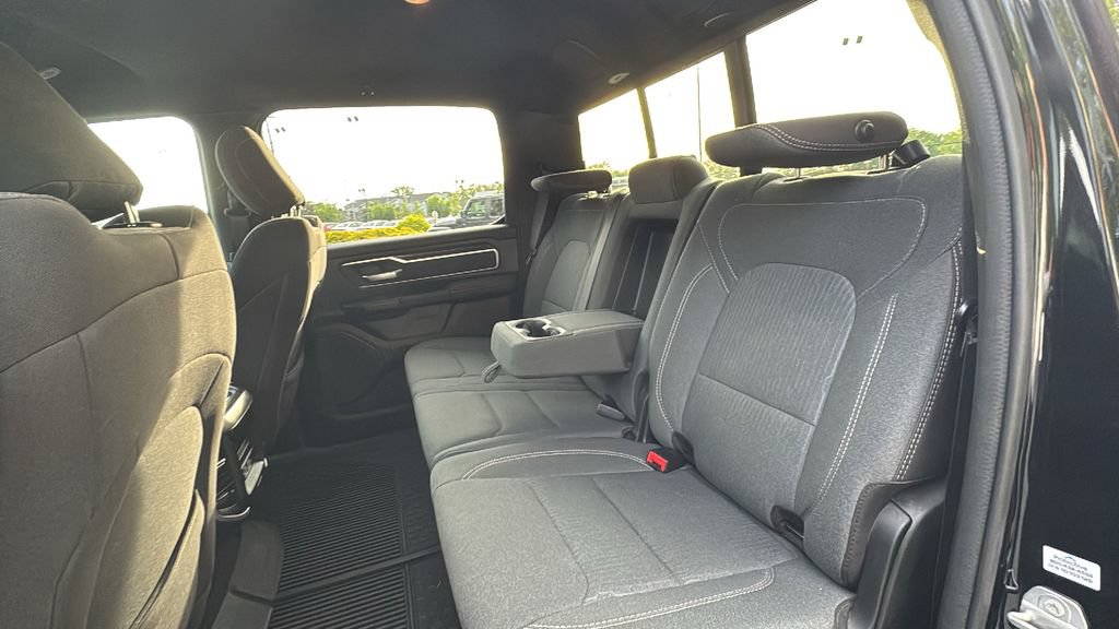 Used 2023 RAM 1500 Big Horn AWD/4WD image 32