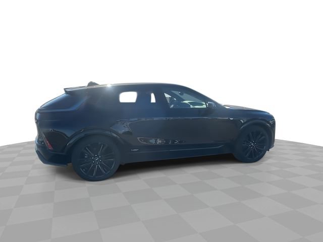 New 2026 Cadillac Lyriq V w/ Exterior Carbon Fiber Package AWD/4WD image 8