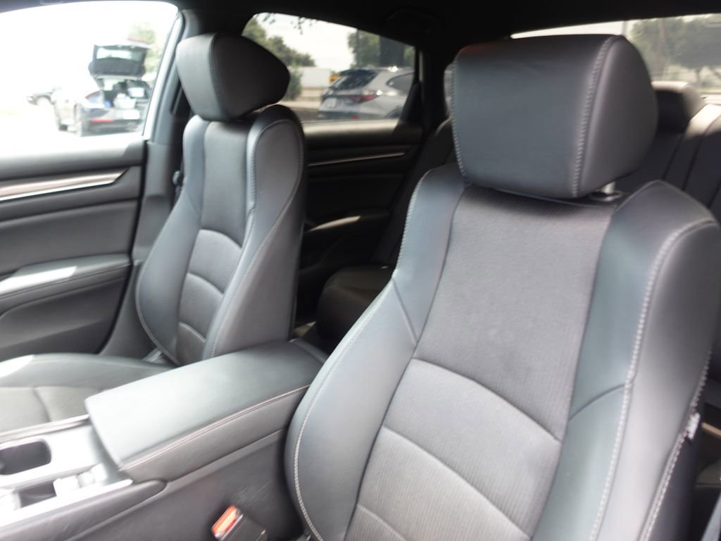 Used 2020 Honda Accord Sport image 23