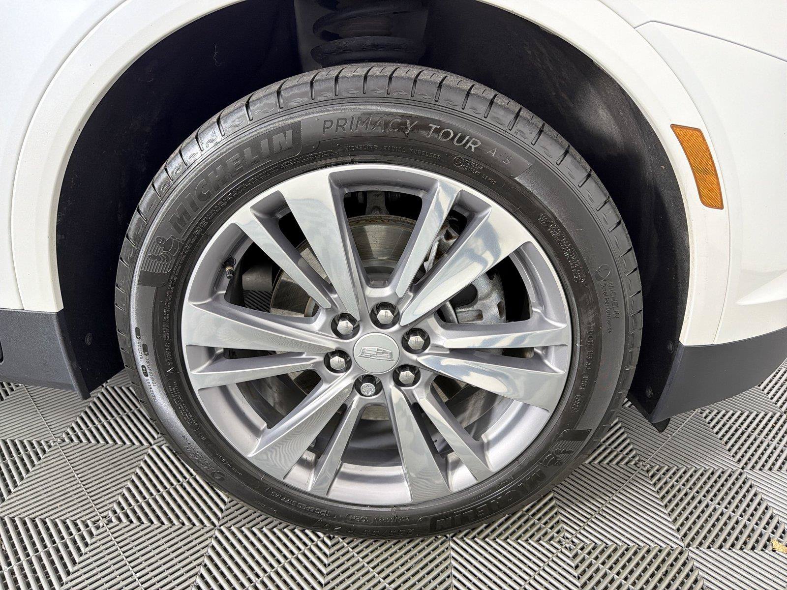 Certified 2024 Cadillac XT5 Premium Luxury AWD/4WD image 10