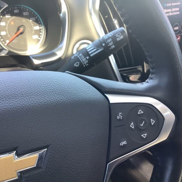 Used 2021 Chevrolet Traverse Premier AWD/4WD image 32