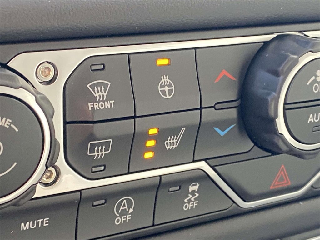 New 2026 Jeep Wrangler Unlimited Rubicon w/ Steel Bumper Group image 22