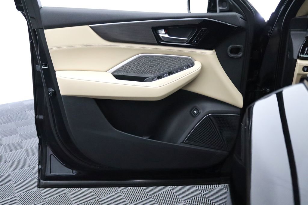 Used 2023 Acura MDX SH-AWD w/ Advance Package image 13