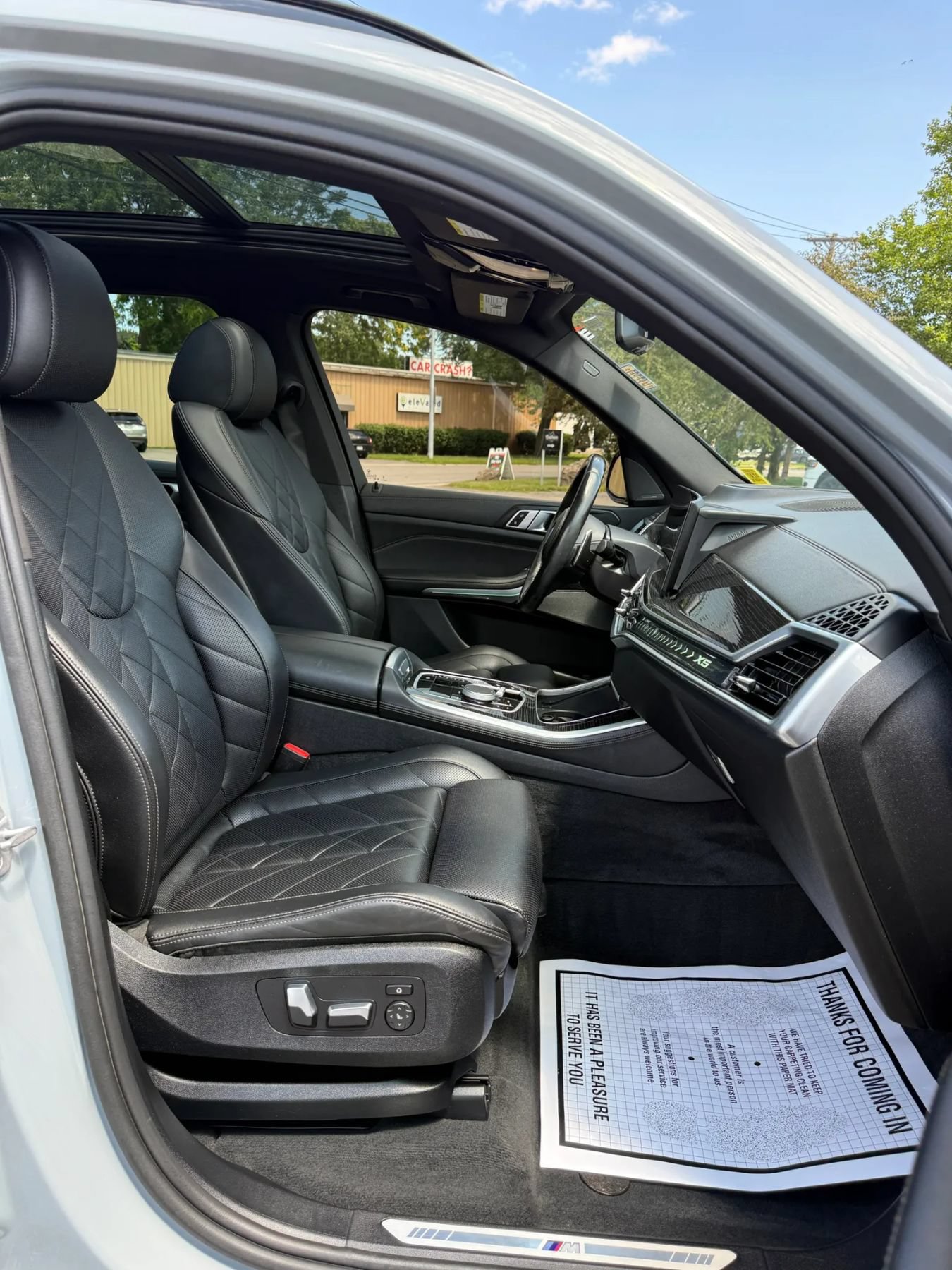 Used 2024 BMW X5 xDrive40i w/ M Sport Package AWD/4WD image 19