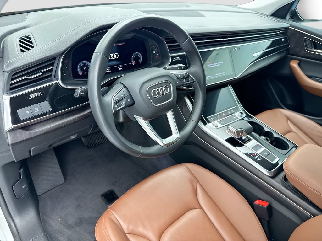 Certified 2023 Audi Q8 Premium w/ Convenience Package AWD/4WD image 9