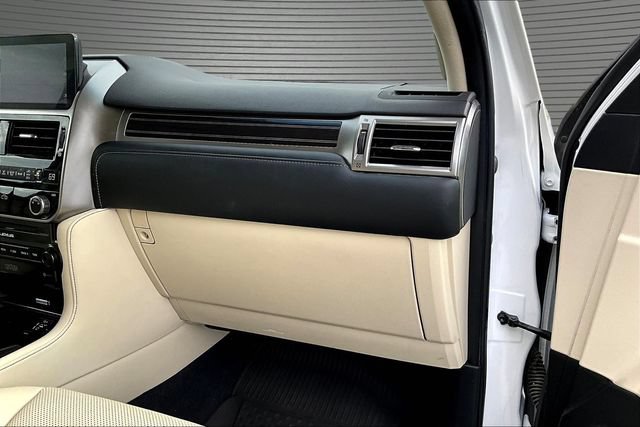 Used 2022 Lexus GX 460 Premium AWD/4WD image 26