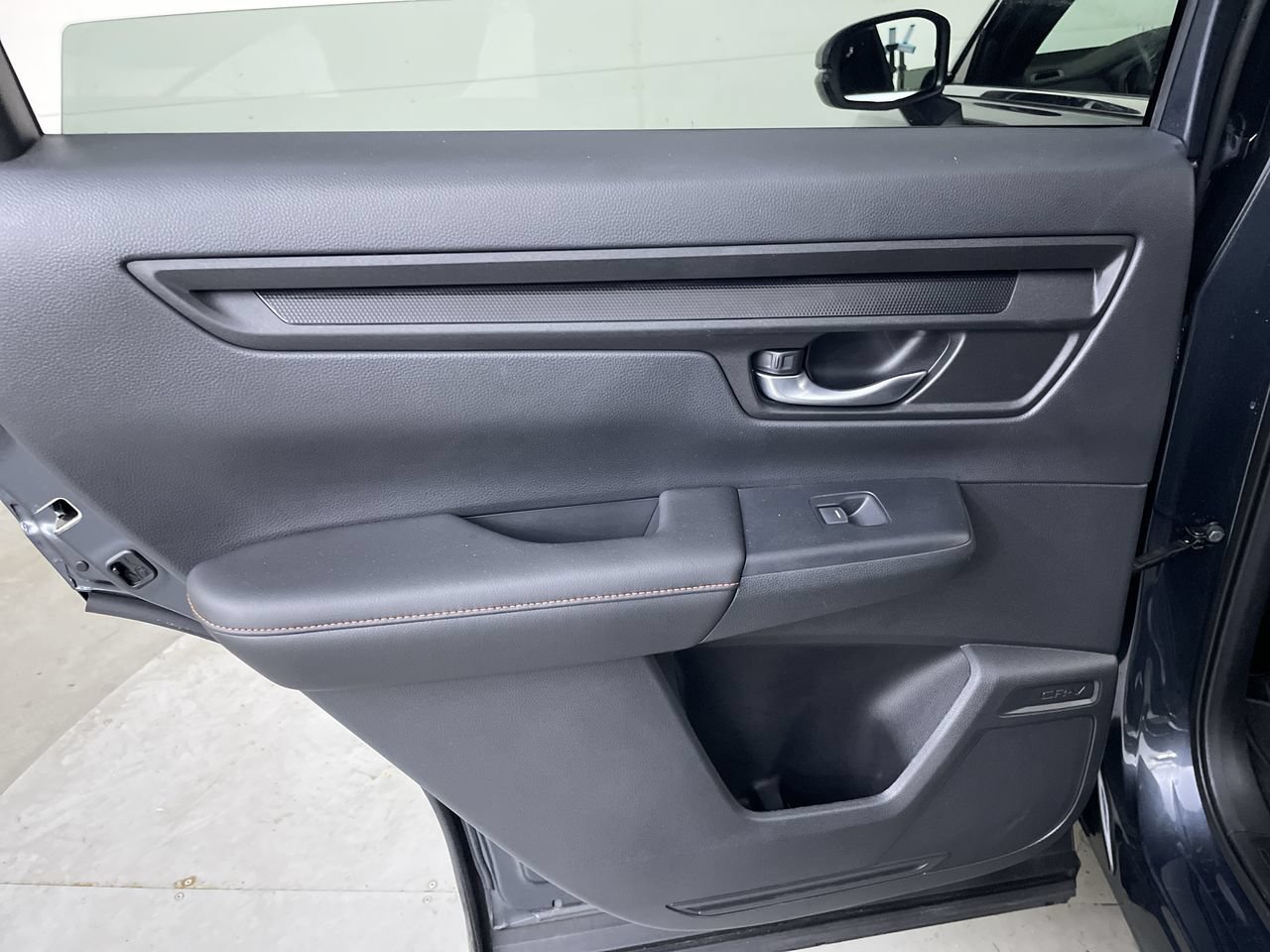 Used 2025 Honda CR-V Sport image 21