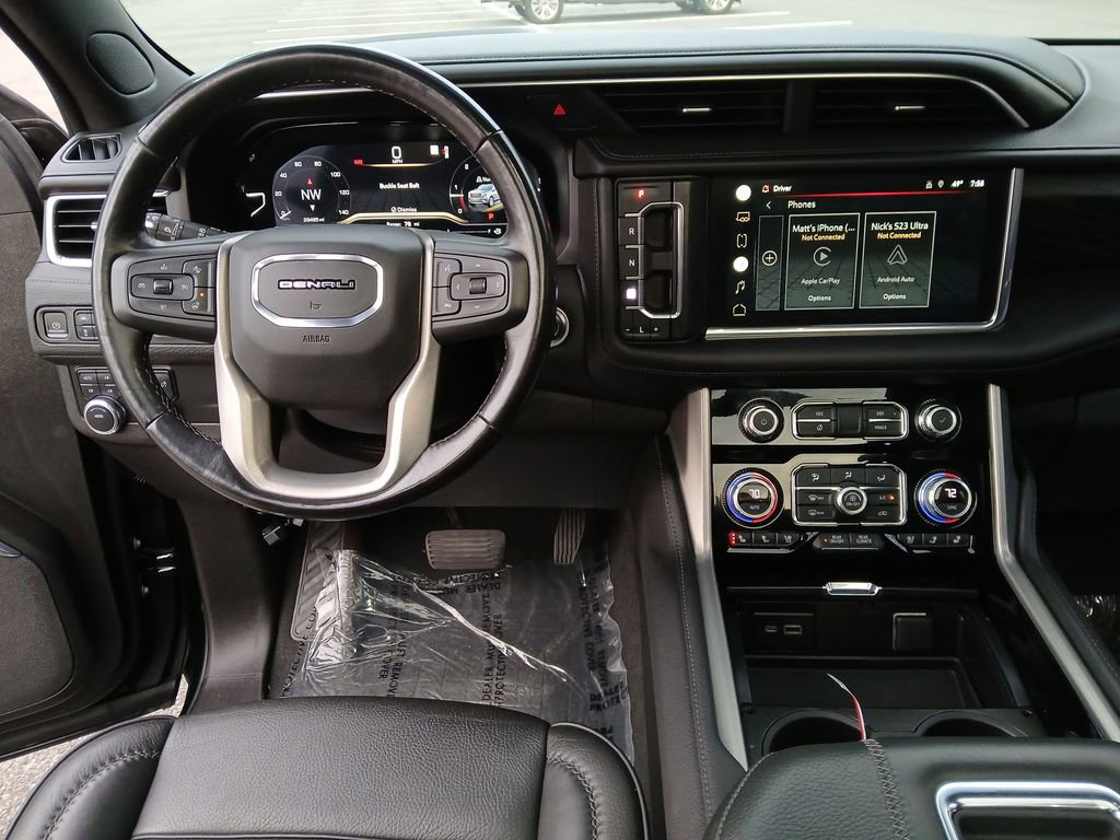 Used 2022 GMC Yukon XL Denali image 14