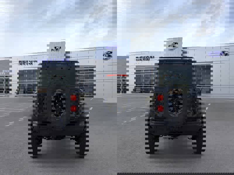 New 2025 Ford Bronco Raptor image 5