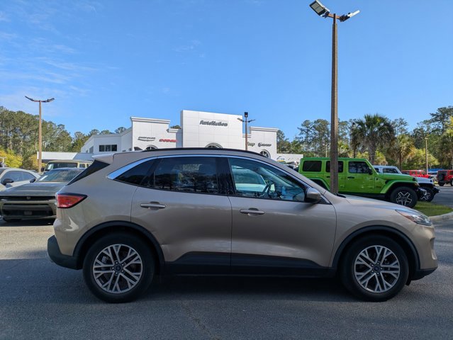 Used 2021 Ford Escape SEL image 4