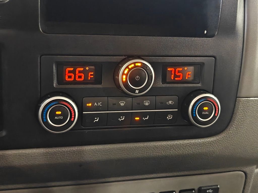 Used 2019 Nissan NV 3500 SL RWD image 7